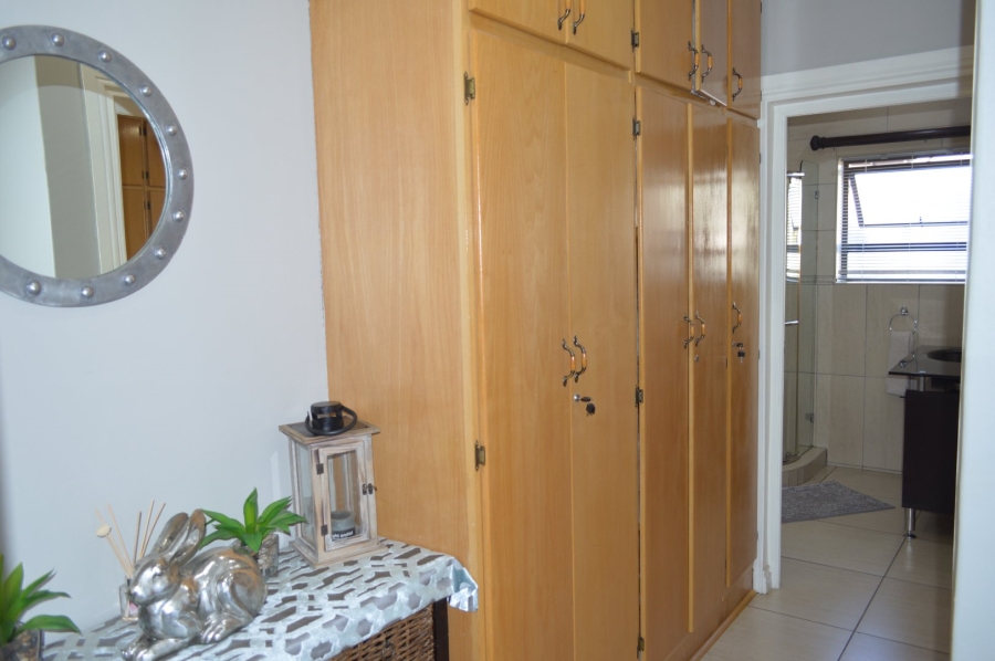 3 Bedroom Property for Sale in Wilkoppies North West